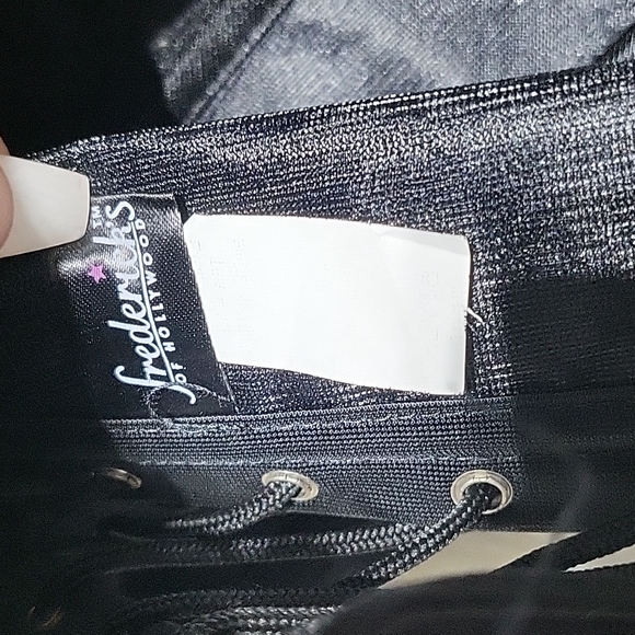 Fredericks of Hollywood Set - Picture 8 of 8